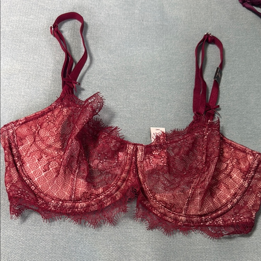 Victoria's Secret burgundy, Lace Intimates Bra